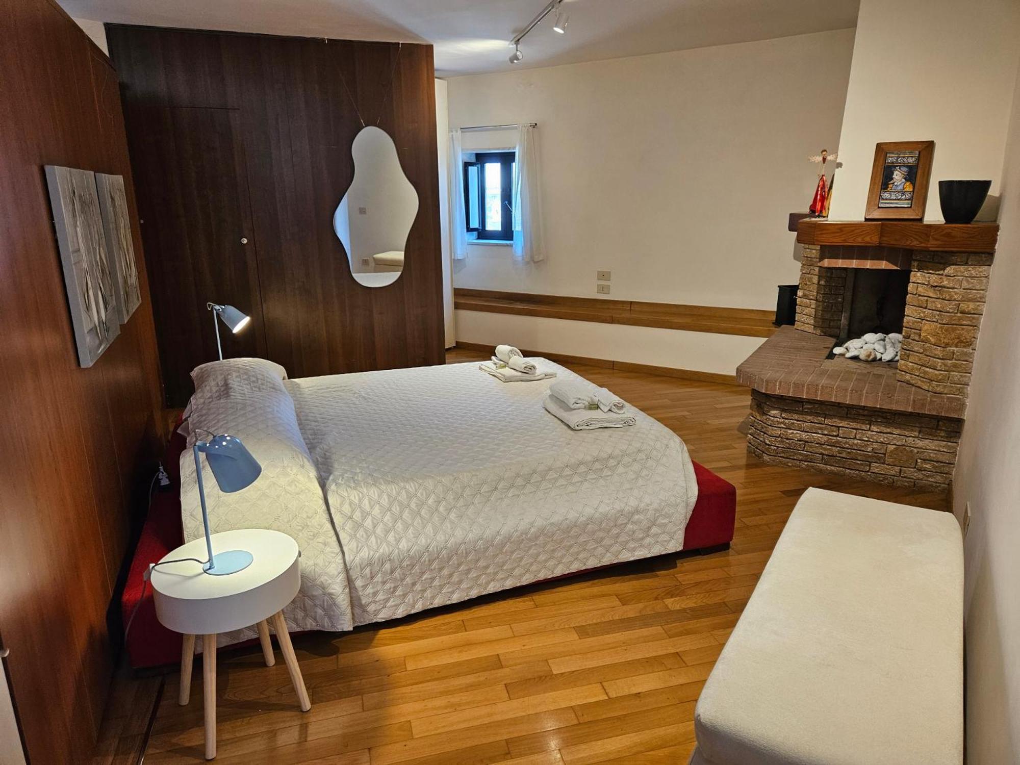 Ciaobari Apartment - Elegant 4 Bedrooms In The Heart Of Old Town Exteriör bild